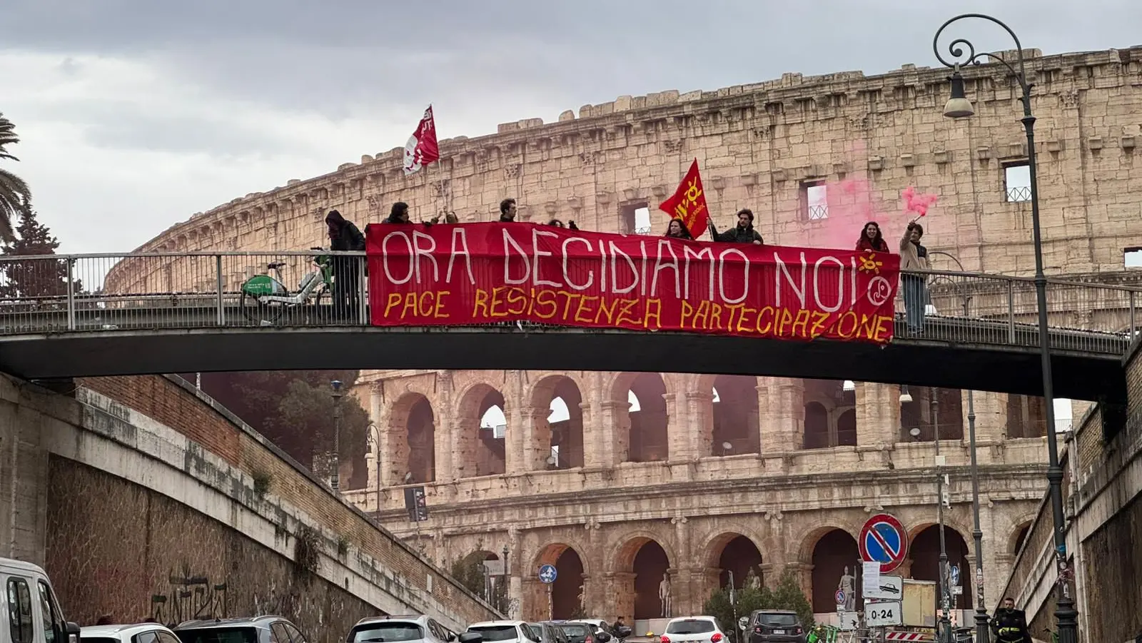 “Ora decidiamo noi”: al via la mobilitazione degli studenti per la pace