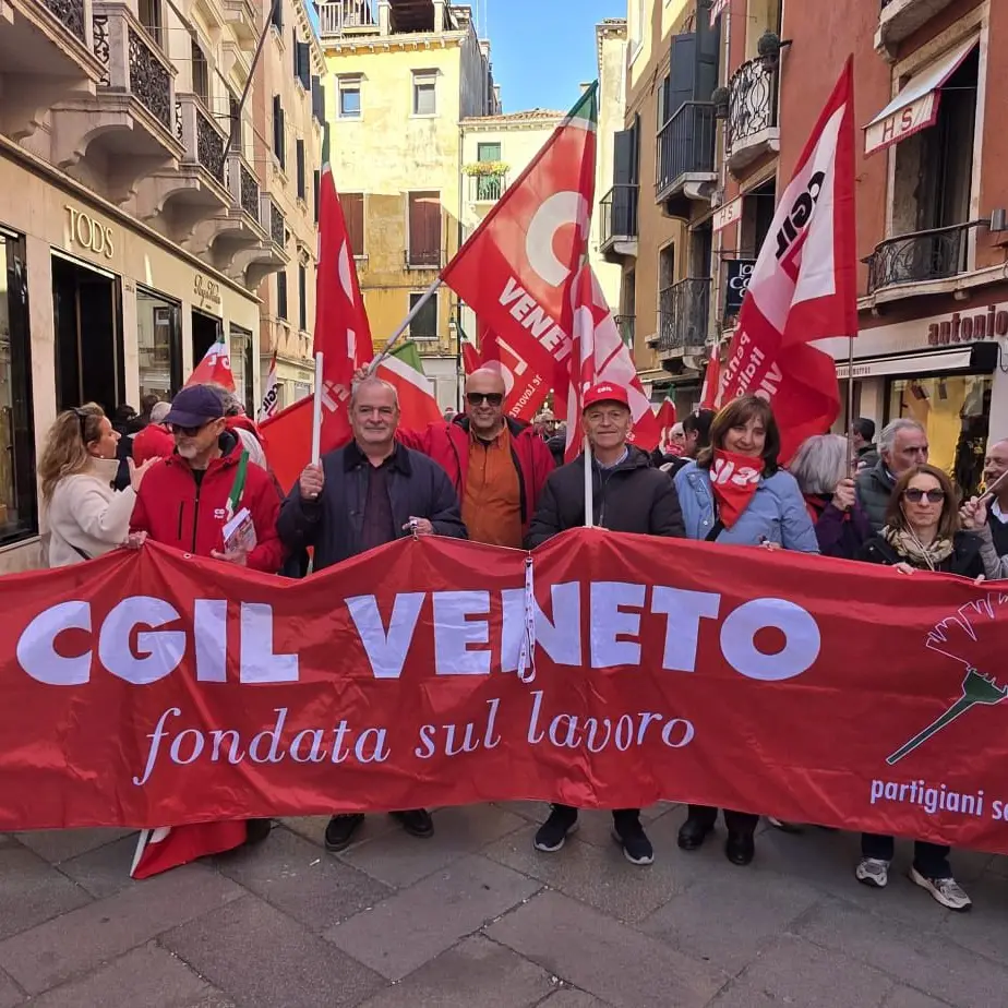 Borse di impiego, Cgil Veneto: “Aumentare salari, non dare ‘paghette’”
