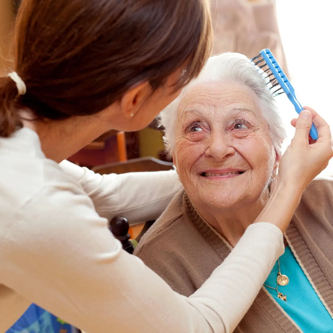 Lavoro di cura, non si vede ma esiste