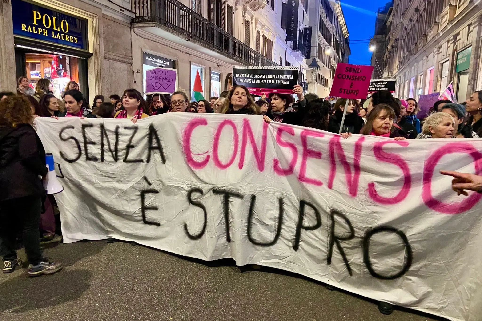 Ddl stupri, Cgil: si riparta da consenso libero e attuale