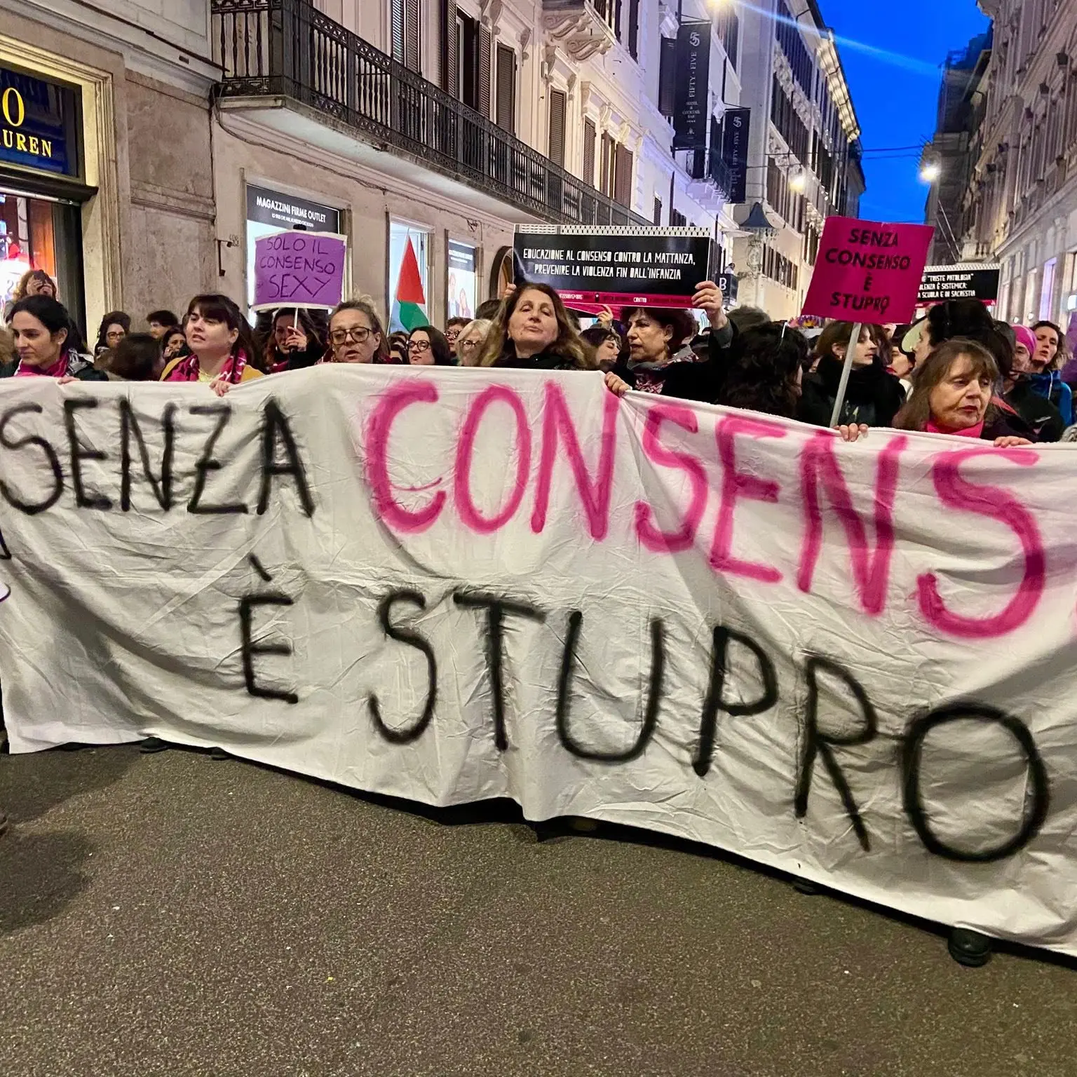 Ddl stupri, Cgil: si riparta da consenso libero e attuale