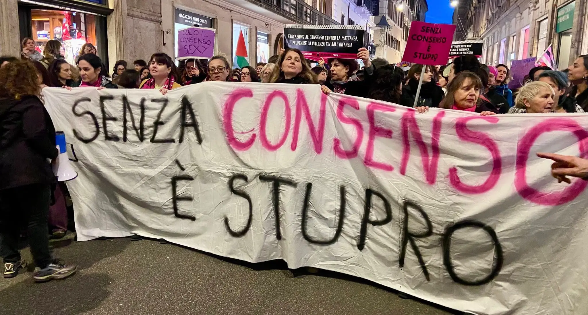 Ddl stupri, Cgil: si riparta da consenso libero e attuale