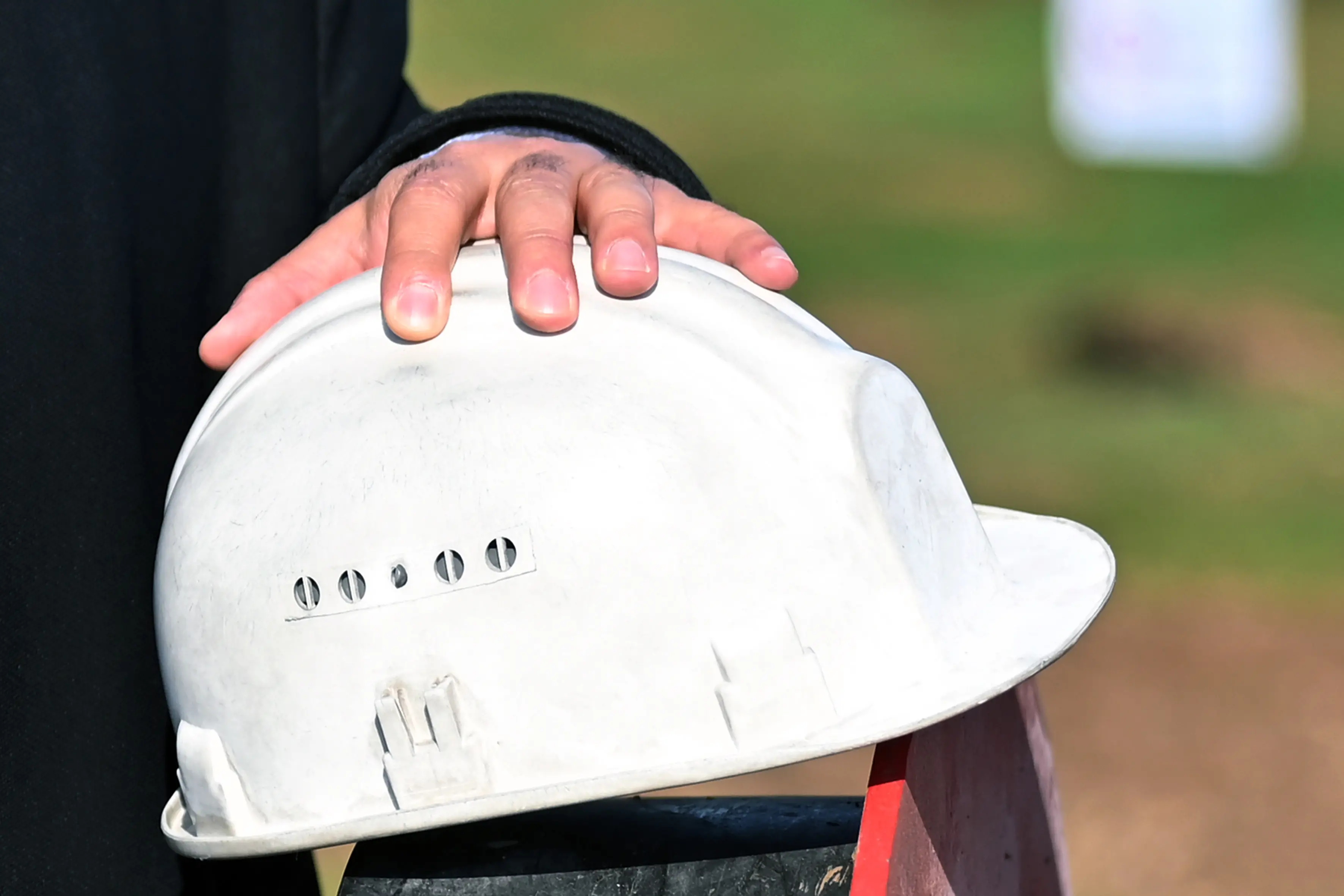 Crolla cestello, quattro feriti in un cantiere ad Agrigento