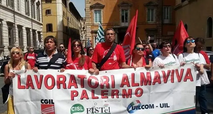 Almaviva Palermo, il grido disperato degli ex lavoratori