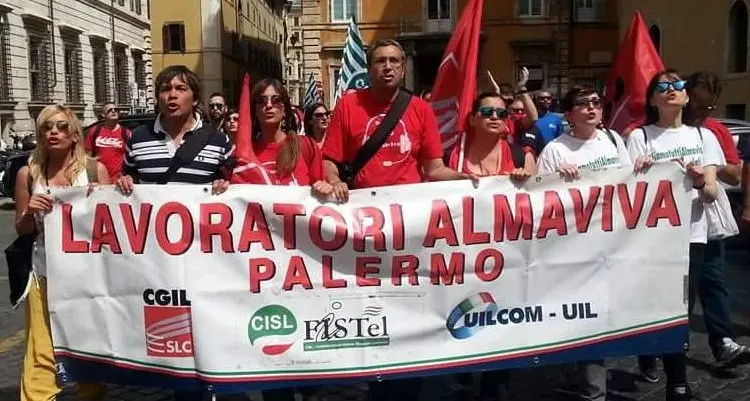 Almaviva Palermo, il grido disperato degli ex lavoratori