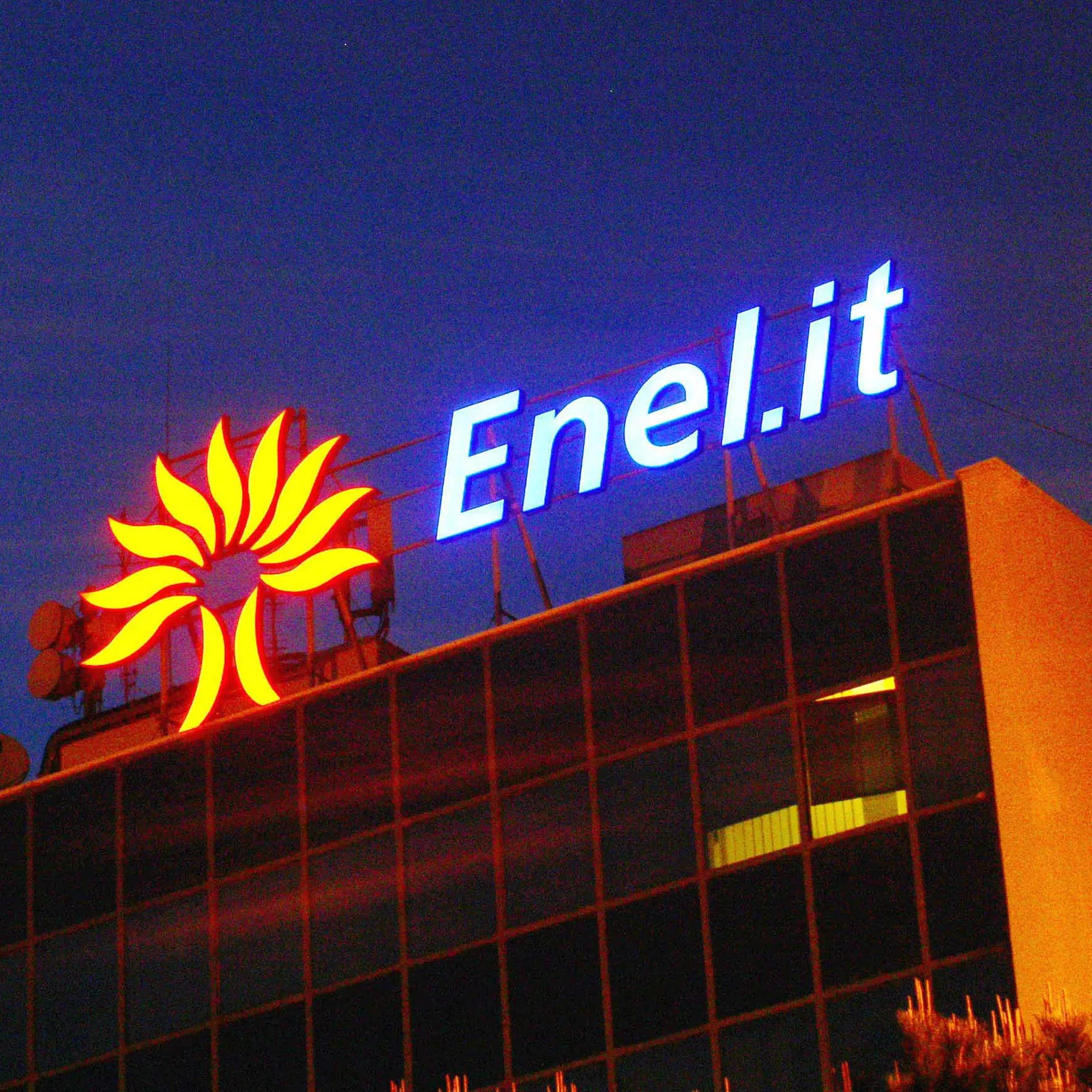 Enel, sciopero del call center. Ma è il settore che collassa