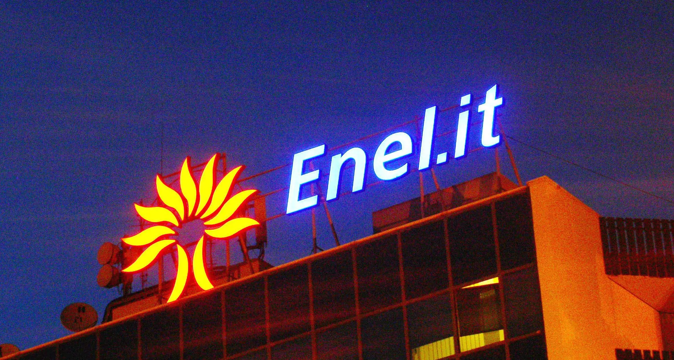 Enel, sciopero del call center. Ma è il settore che collassa