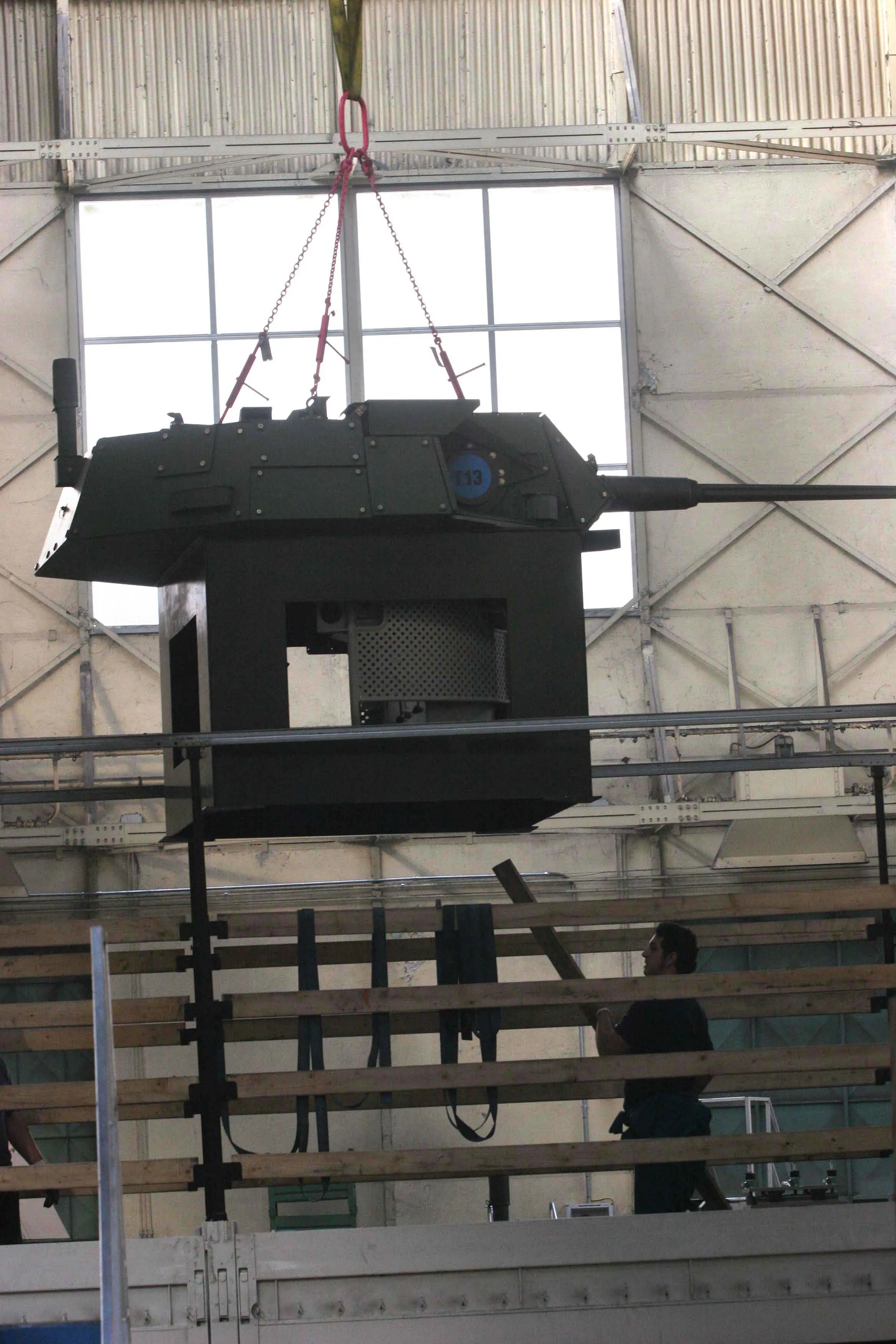 INDUSTRIA BELLICA ARMAMENTI ARMI OTO MELARA GRUPPO FINMECCANICA