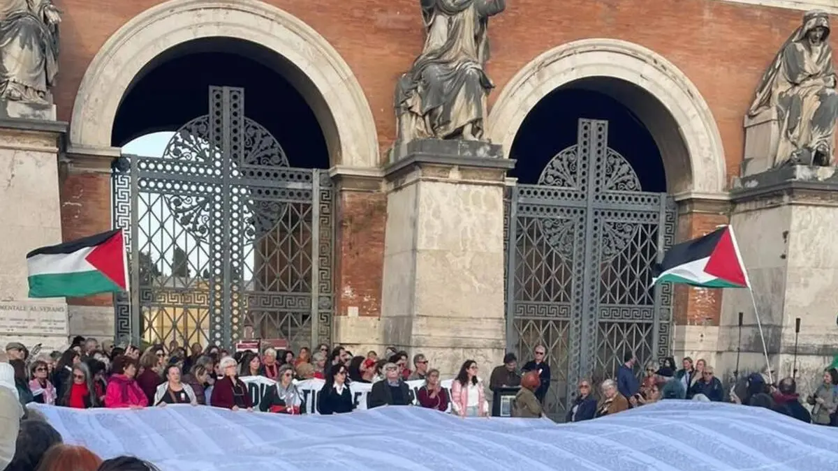 Un sudario per i bambini di Gaza