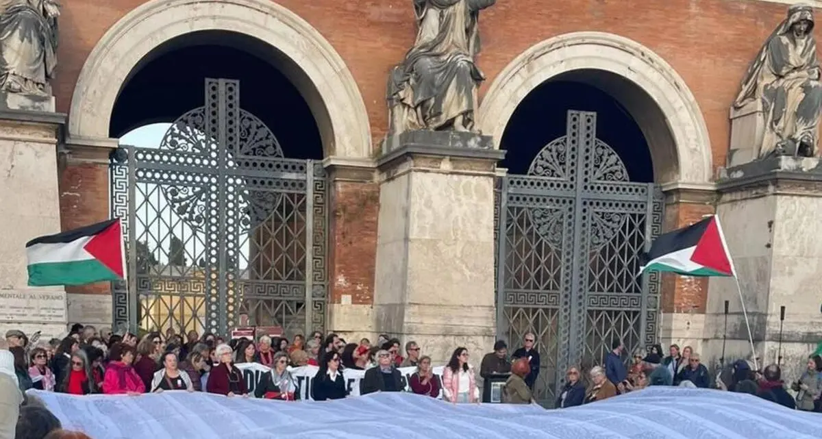 Un sudario per i bambini di Gaza