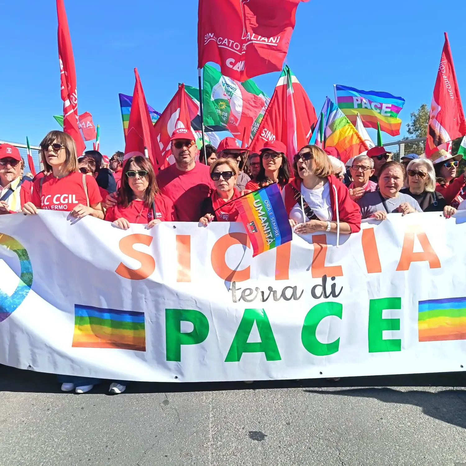 A Sigonella grande manifestazione per la pace, la democrazia e il futuro