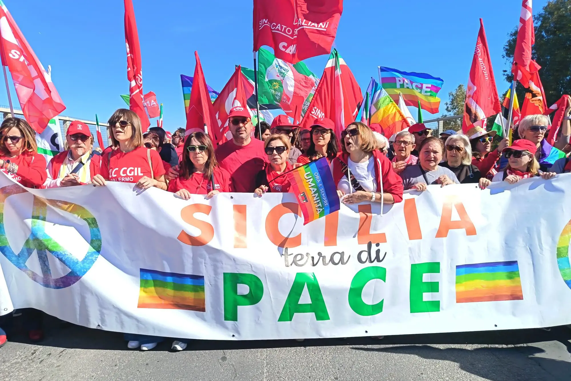 A Sigonella grande manifestazione per la pace, la democrazia e il futuro