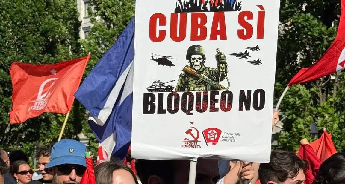 Roma in piazza per Cuba: “Stop al bloqueo, no all’embargo Usa”