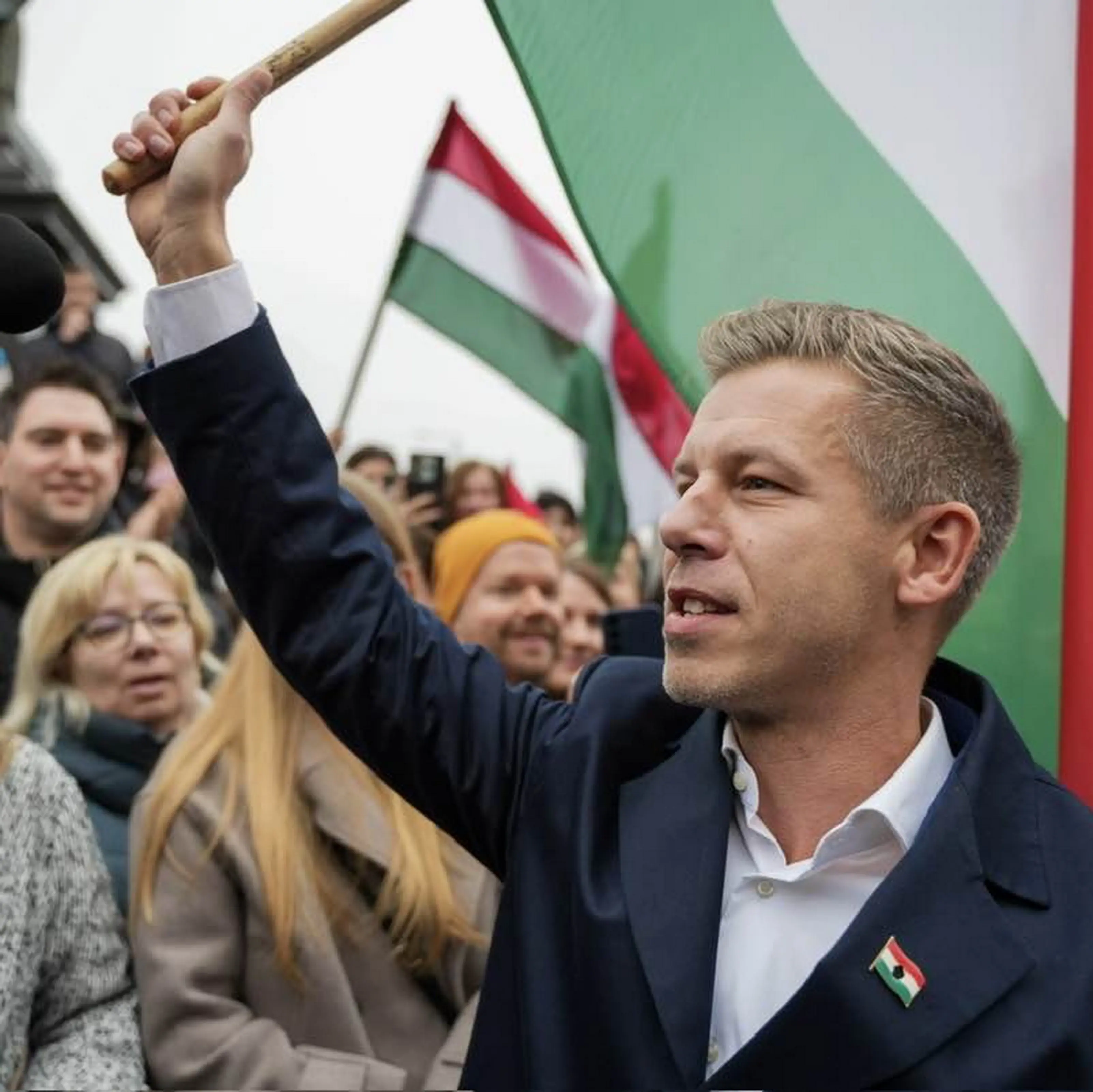 Finisce il regno oscurantista di Orbán, l’Ungheria sceglie l’Europa