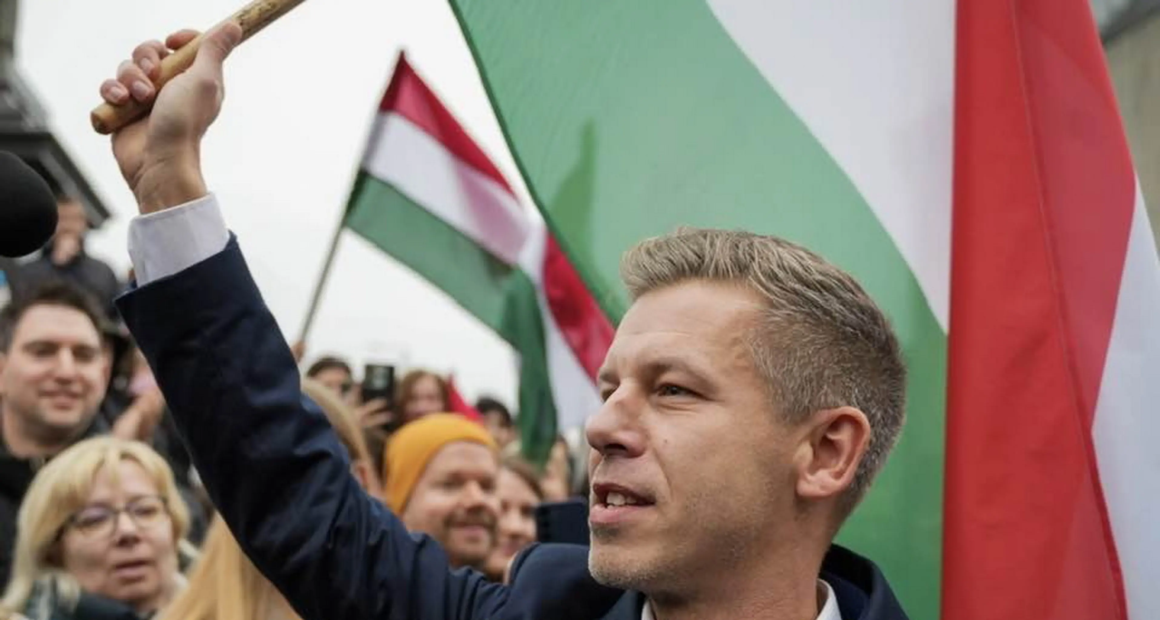 Finisce il regno oscurantista di Orbán, l’Ungheria sceglie l’Europa