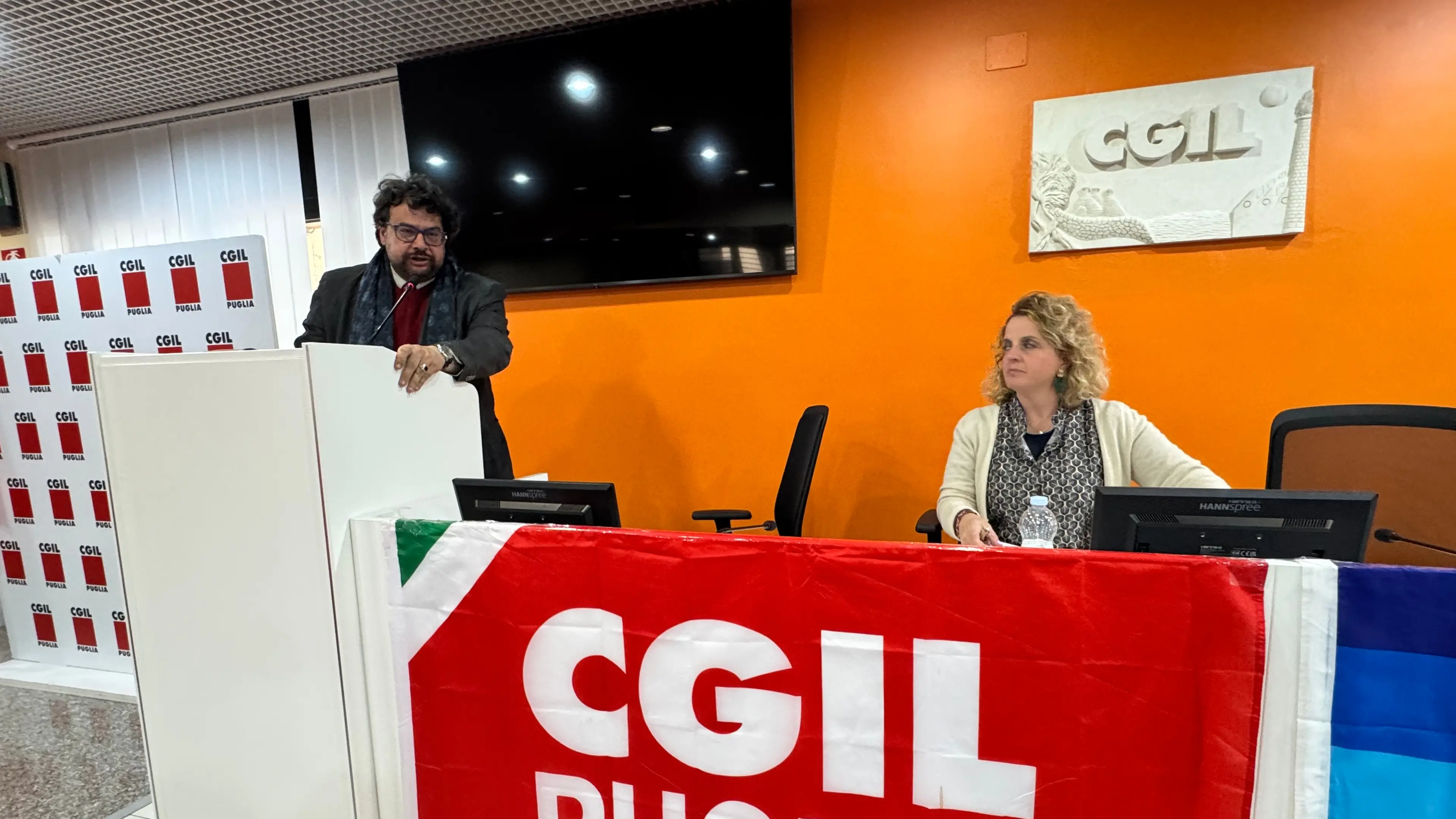 Appalti, in Puglia seminario sulla proposta di legge Cgil: stesso lavoro, stesso contratto, stessi diritti