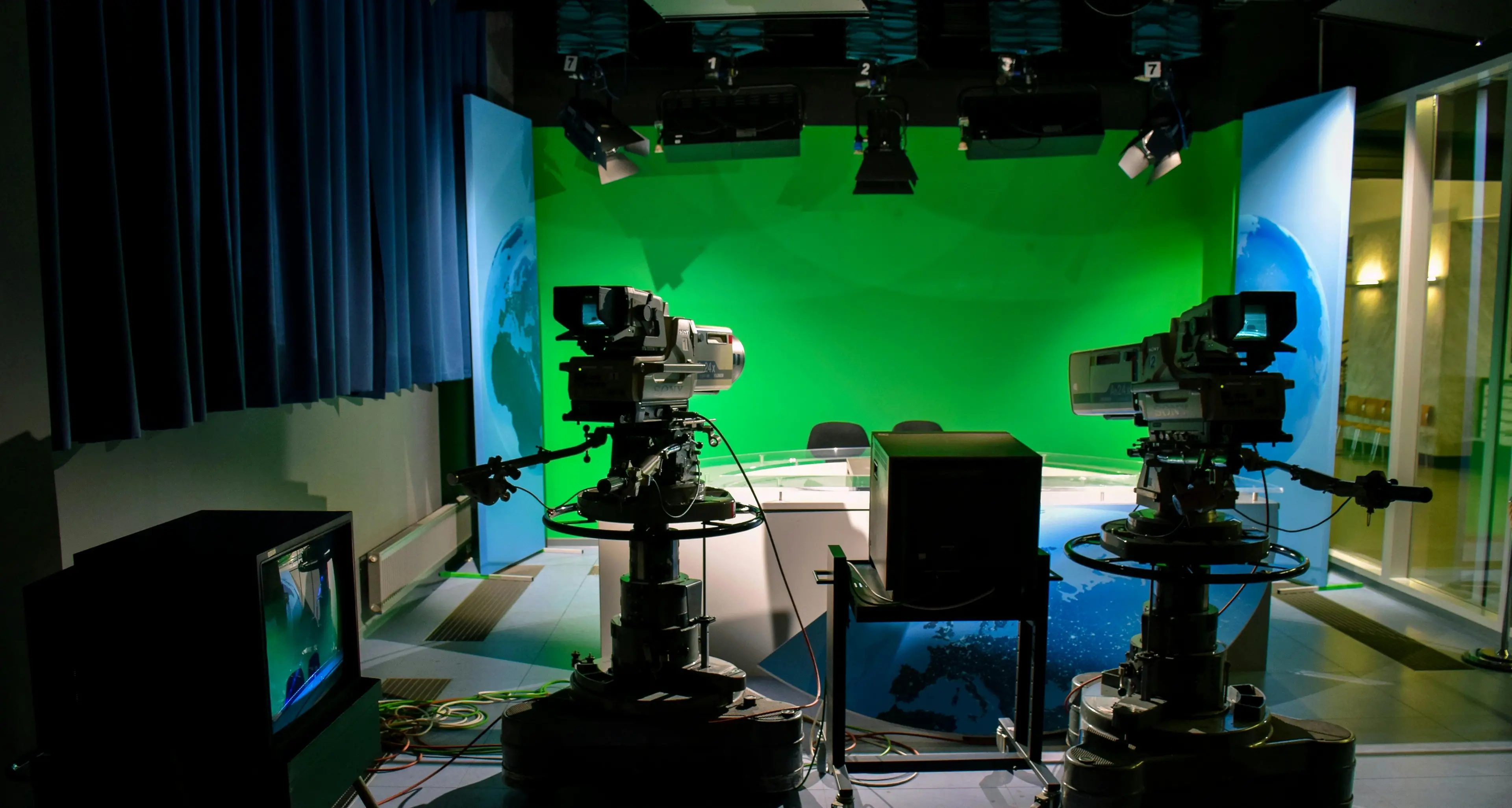 Il paradosso delle telecomunicazioni: svettano i ricavi, ma occupazione in drastico calo