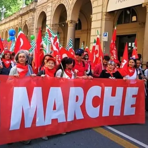 Cgil Marche: il 40% del reddito familiare va nella casa e sono in aumento gli sfratti