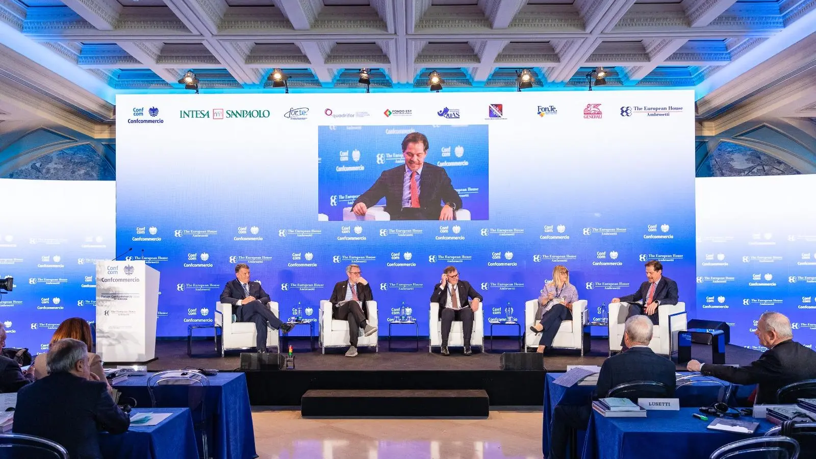 Landini: “Il governo non si sostituisca alle parti sociali”