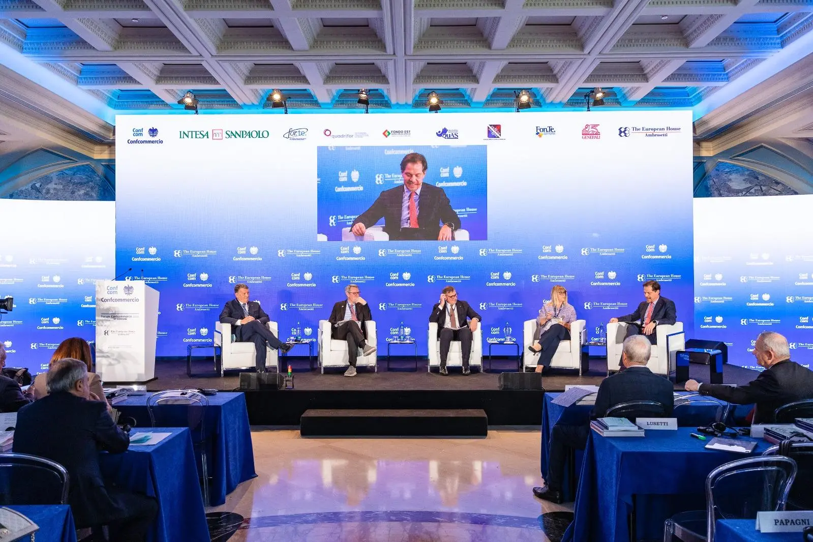 Landini: “Il governo non si sostituisca alle parti sociali”