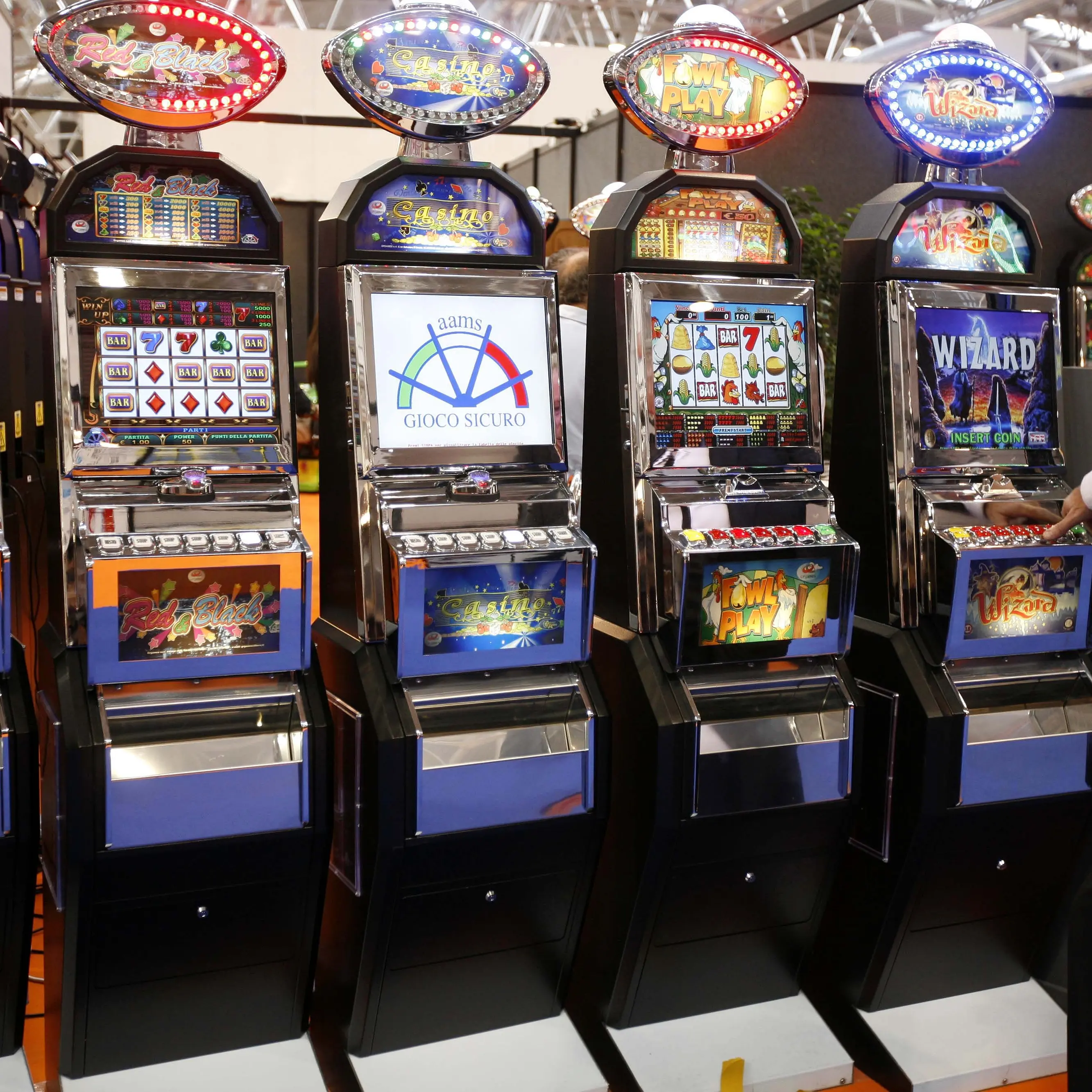 Esplode il gioco d’azzardo, la politica è complice