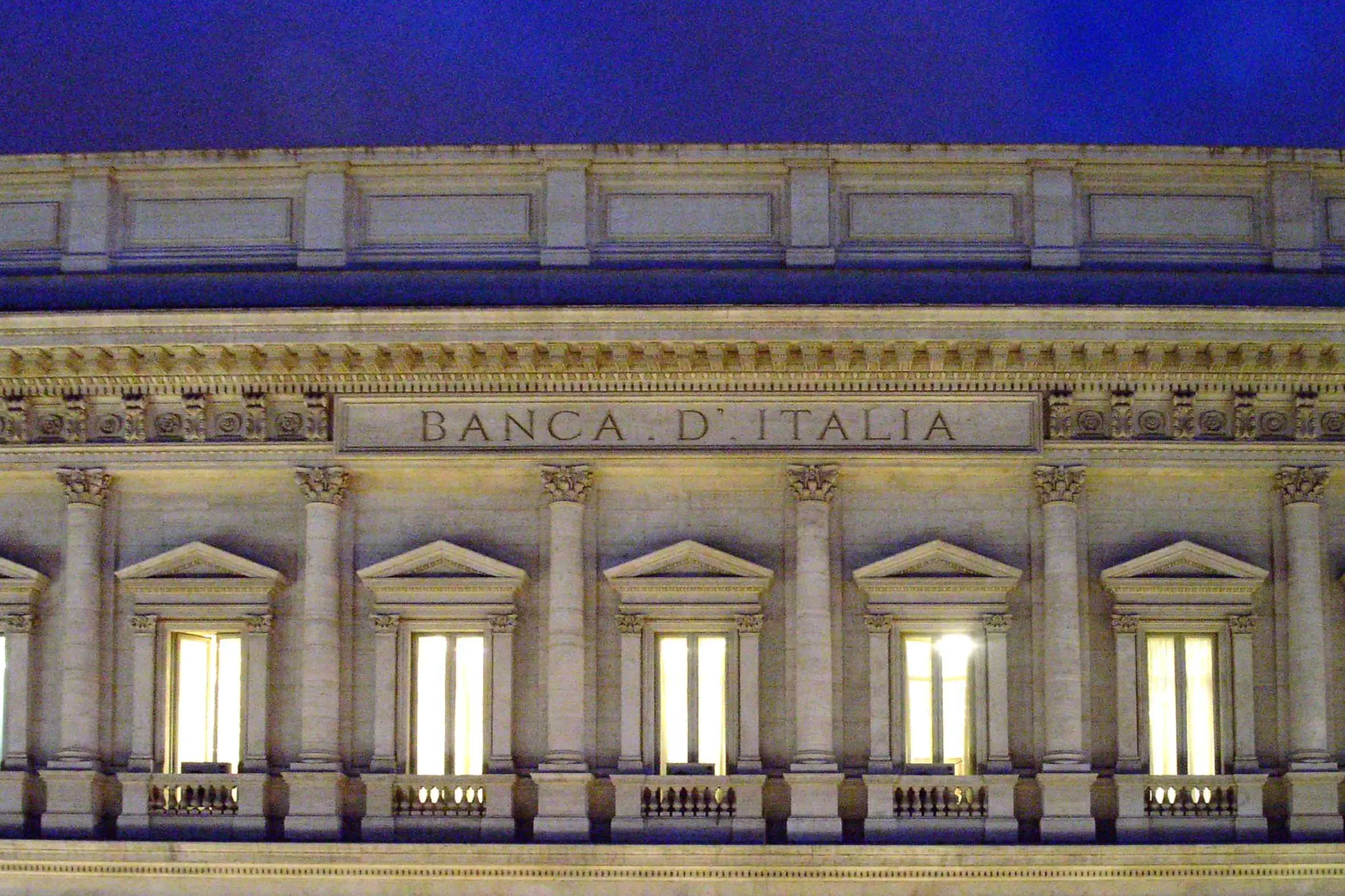 Bankitalia: nel 2026 improbabile rialzo delle retribuzioni