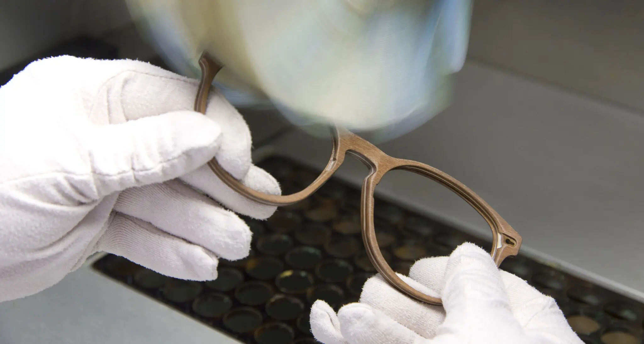 Kering, timori per l’occupazione nel lusso