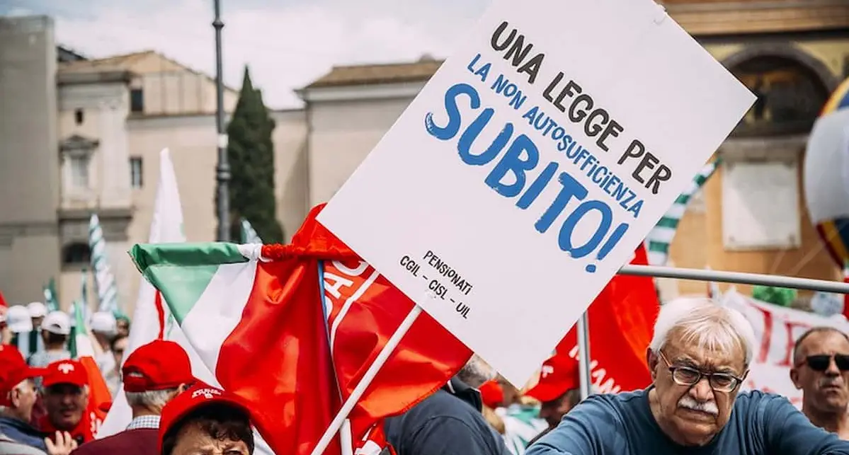 Non autosufficienza: “Dal governo intervento inaccettabile”