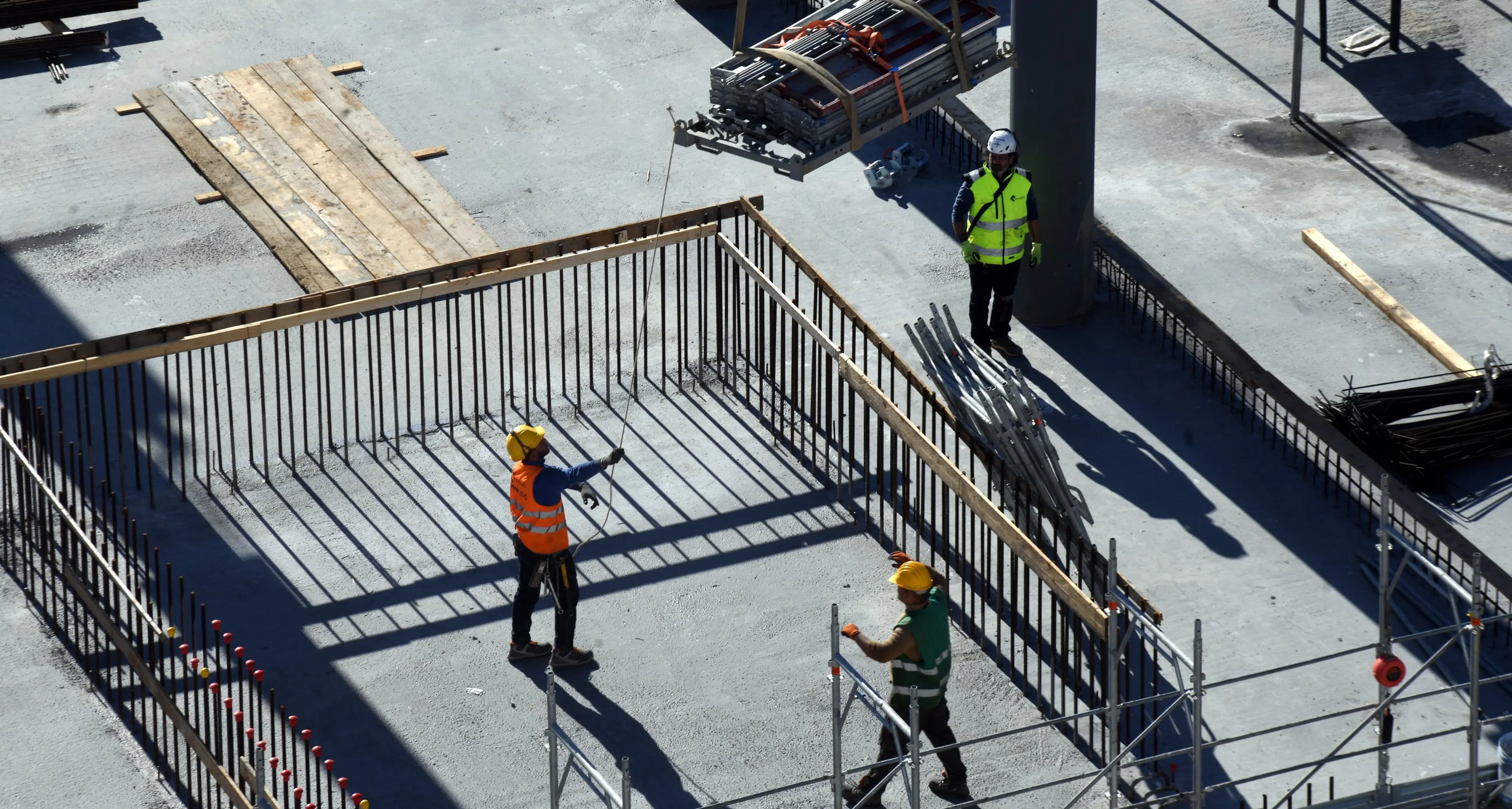 Appalti: stesso lavoro, stessi diritti e salari