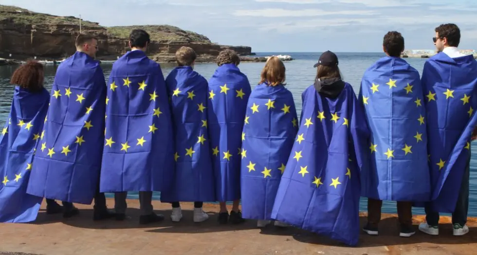 Migranti, “l’Europa cambi rotta”