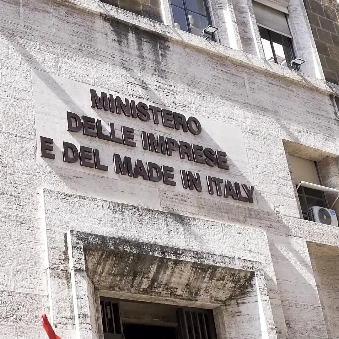 Natuzzi, sindacati esclusi dal tavolo al Mimit