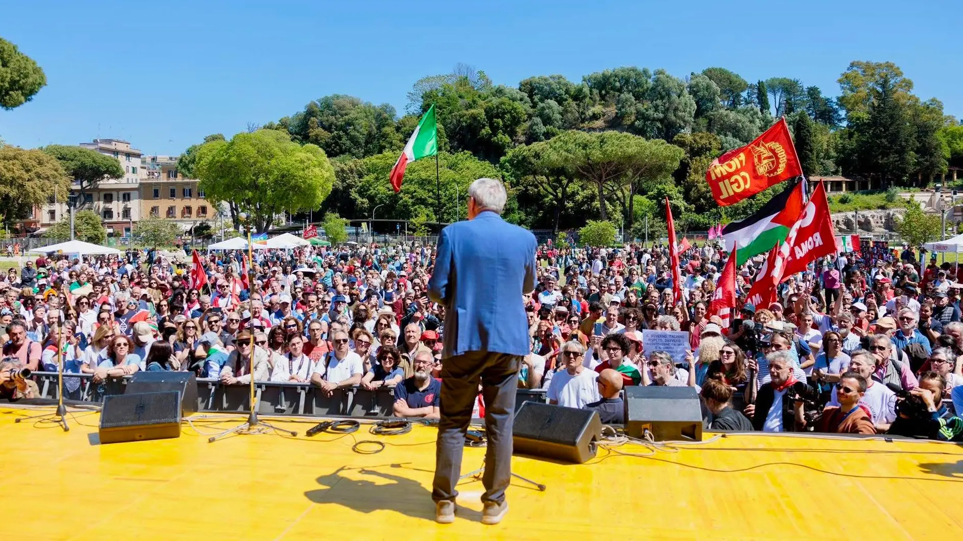Landini: “La democrazia si difende attuando la Costituzione”
