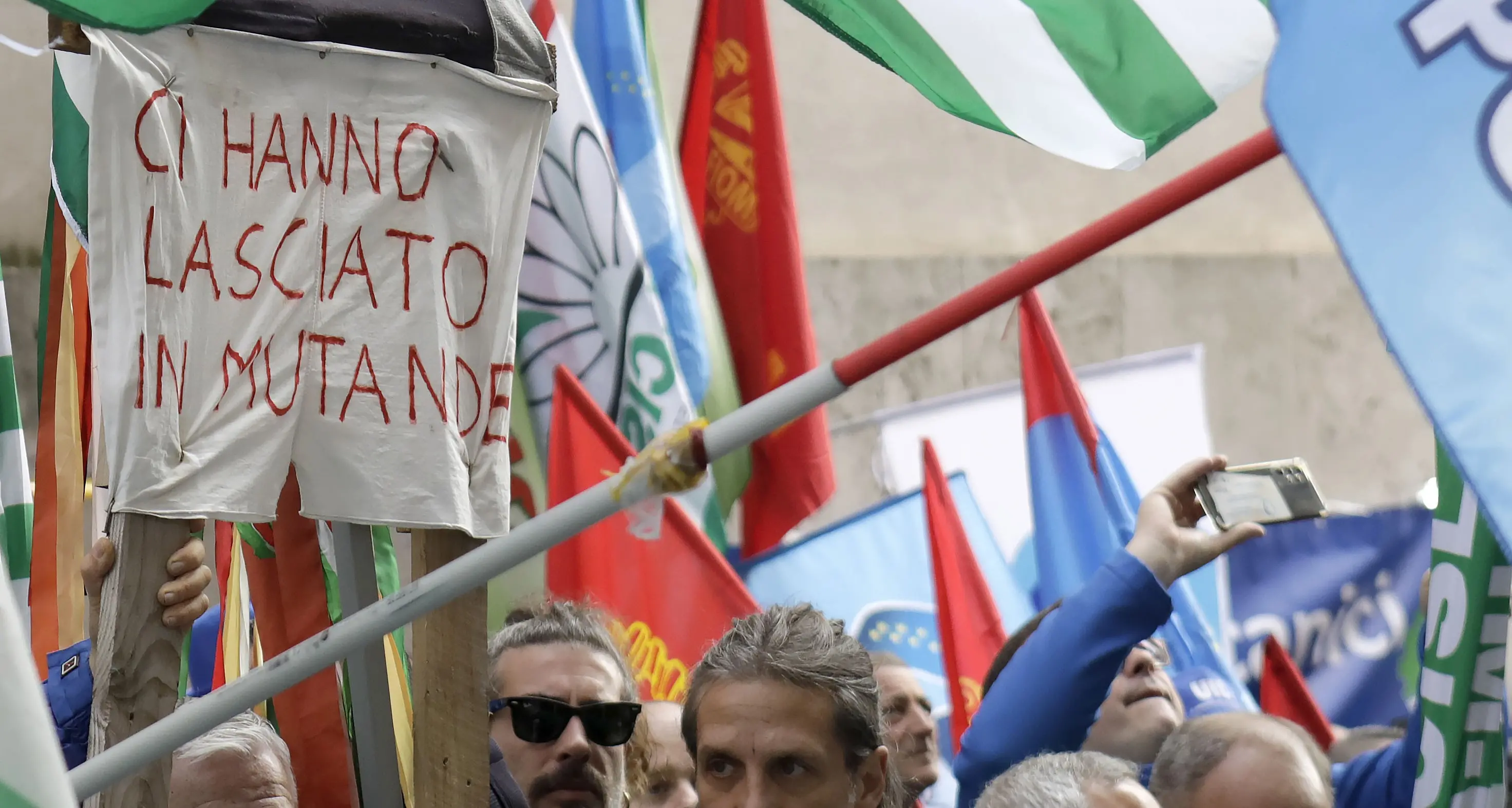 Stellantis ed ex Ilva, sempre più lavoratori a casa