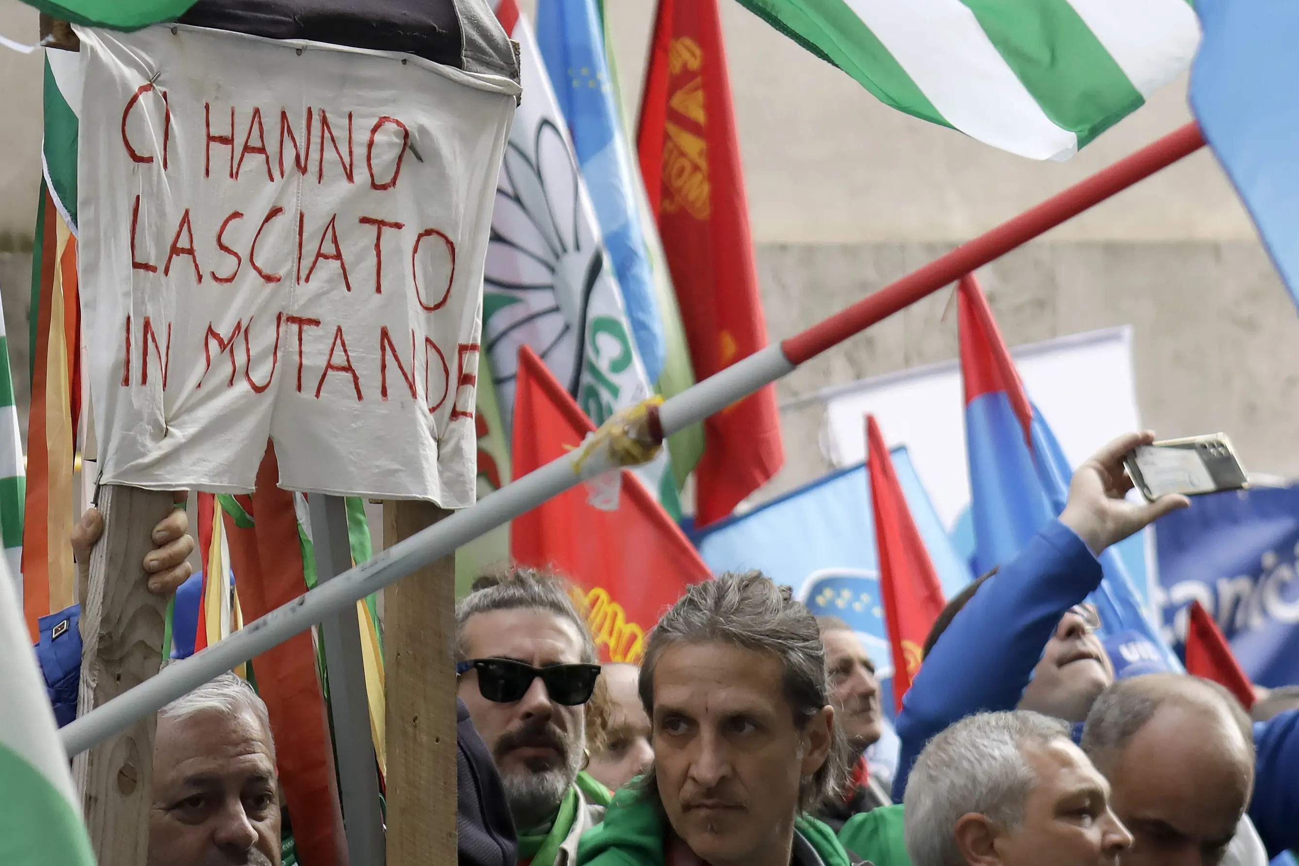 Stellantis ed ex Ilva, sempre più lavoratori a casa