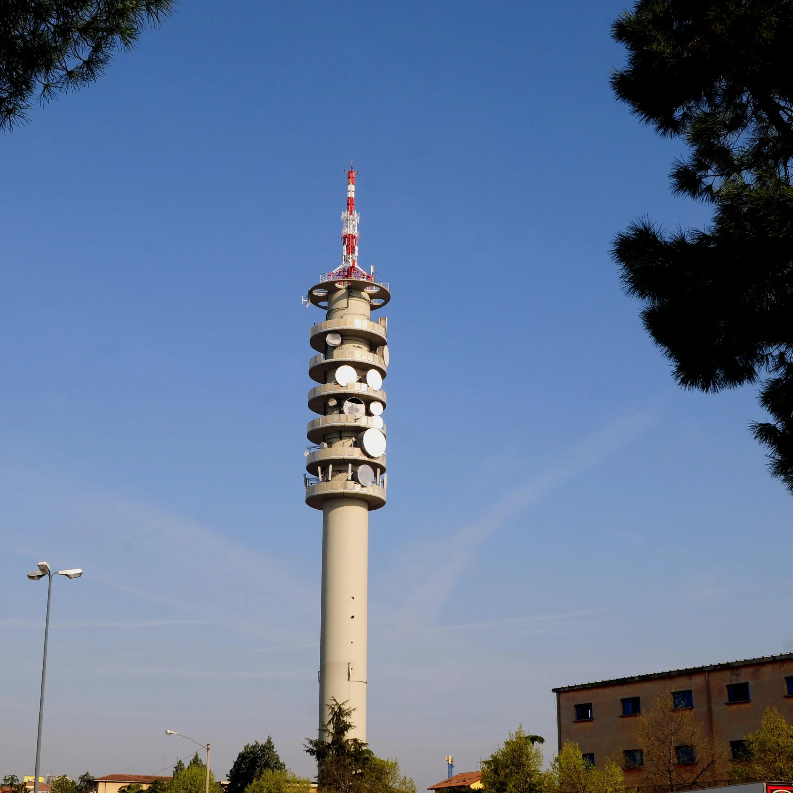 Tlc, Open Fiber e Fibercop: i sindacati bocciano l’accordo