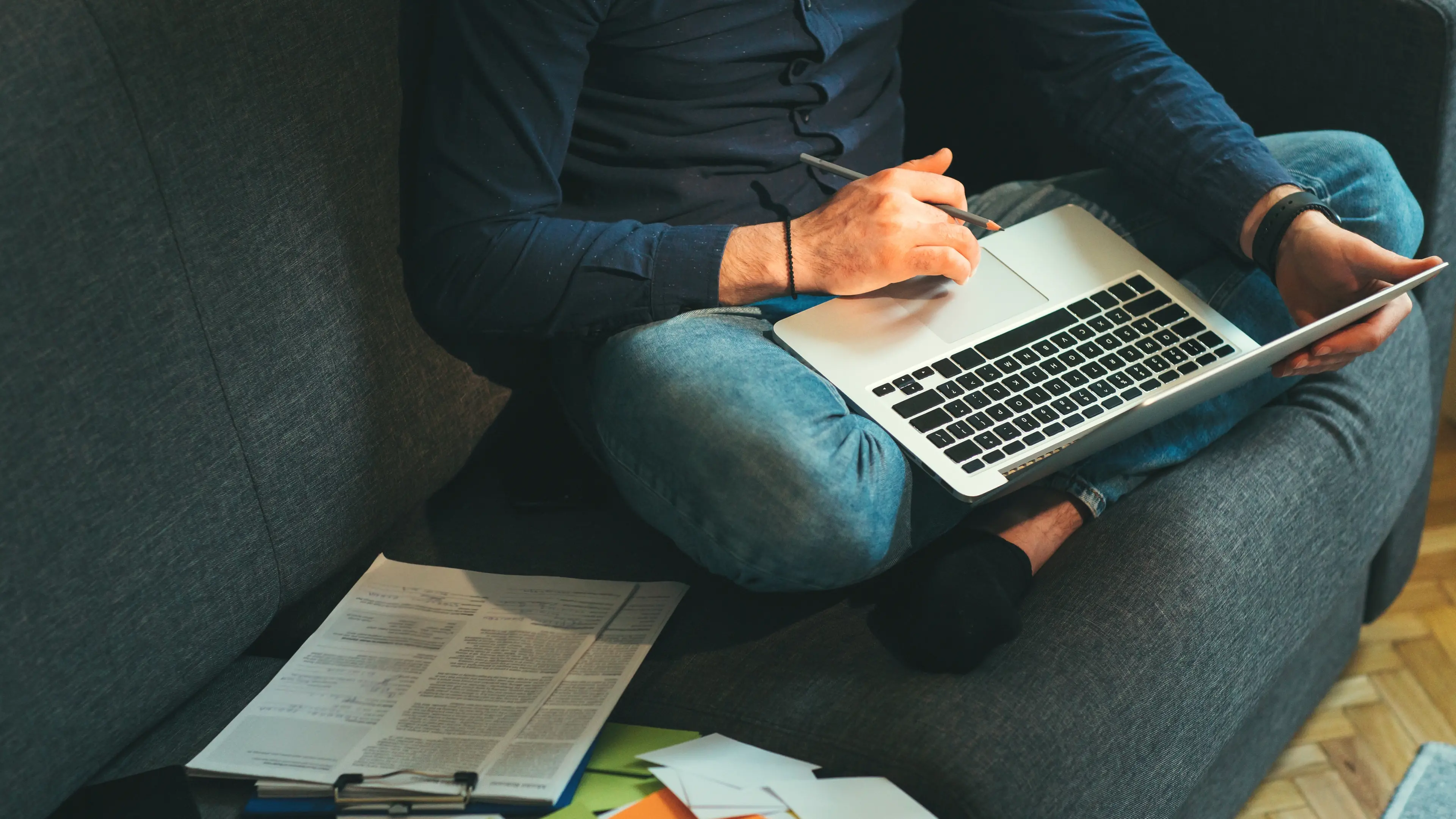 Smart working sotto attacco, il ritorno al passato del governo Meloni