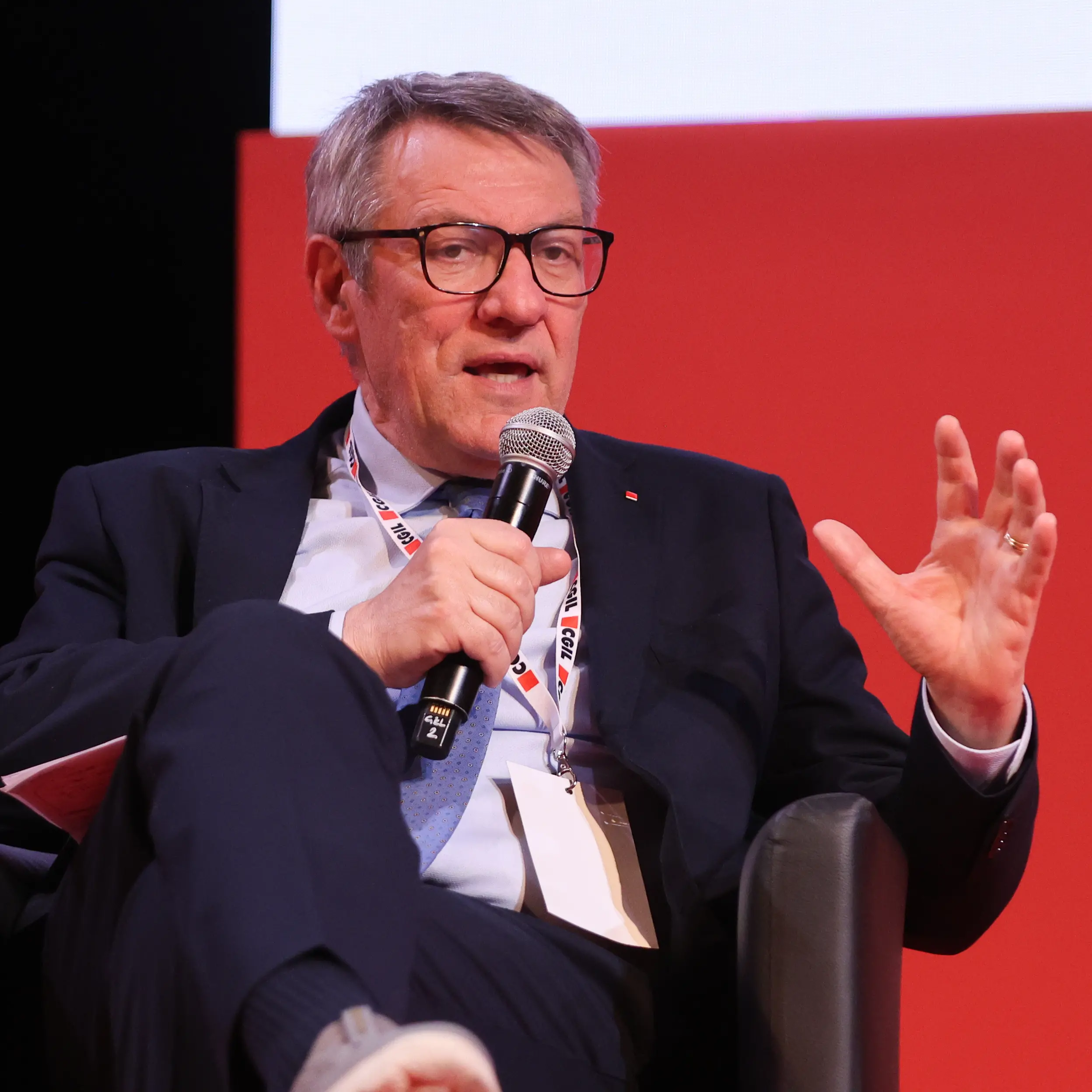 Decreto Primo Maggio, Landini: “Nessun euro ai lavoratori, solo alle imprese”