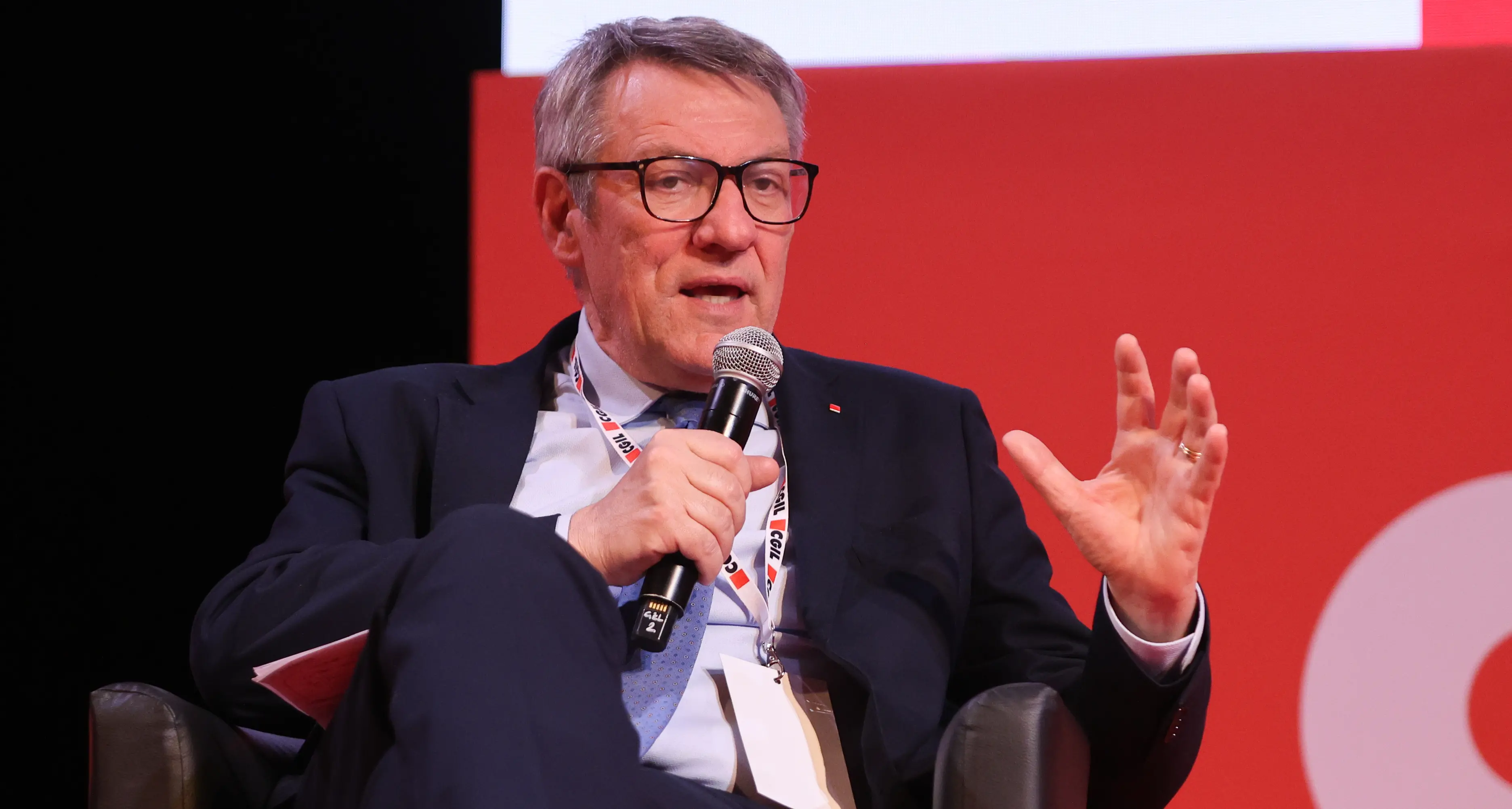 Decreto Primo Maggio, Landini: “Nessun euro ai lavoratori, solo alle imprese”