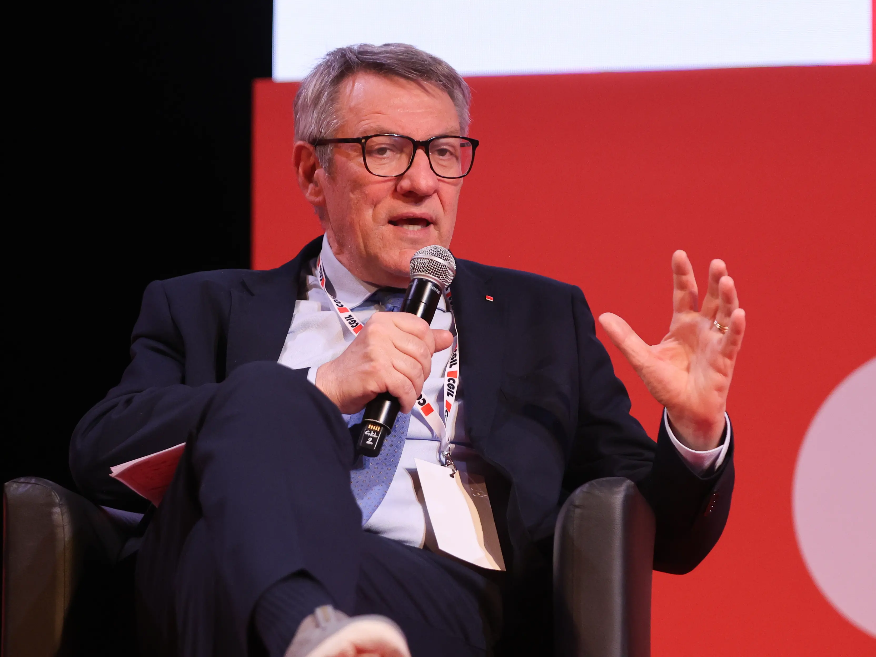 Decreto Primo Maggio, Landini: “Nessun euro ai lavoratori, solo alle imprese”