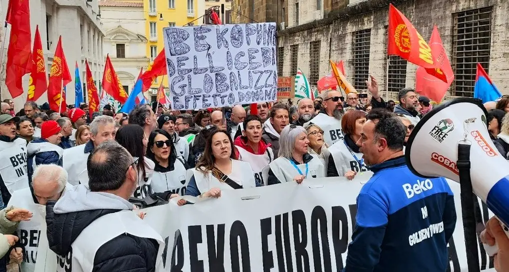 Beko, sindacati: piano industriale procede a rilento