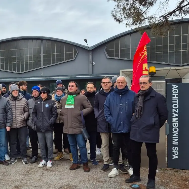 Aghito Zambonini, Tribunale decreta il fallimento