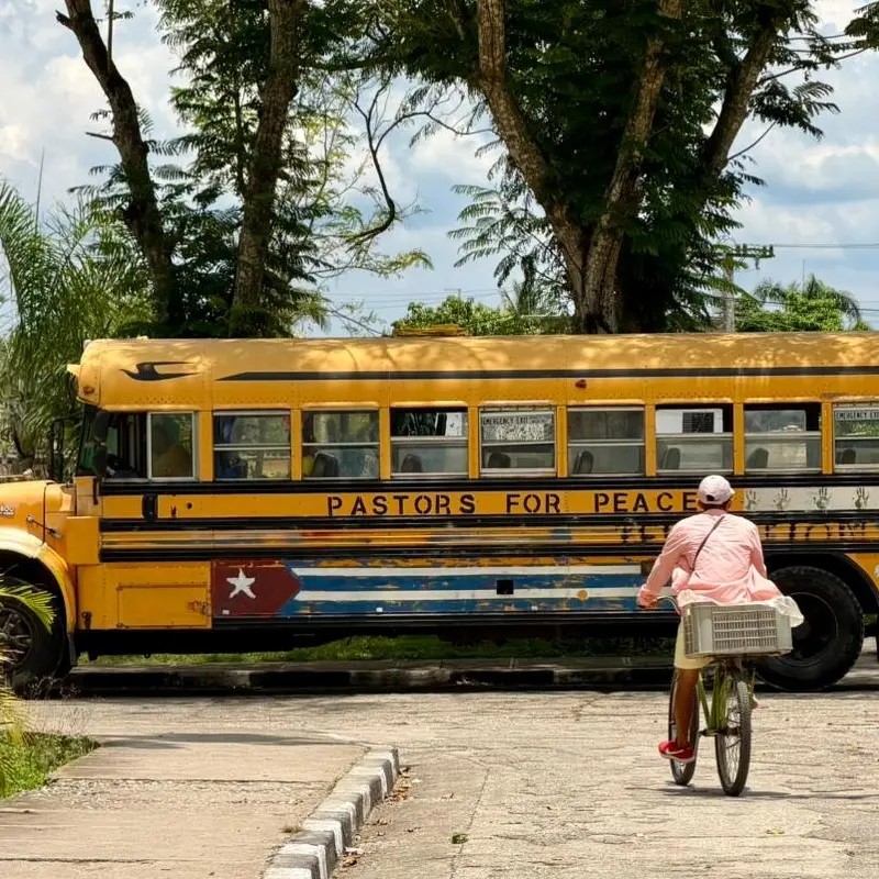 A Cuba non per salvare, ma per rompere il silenzio
