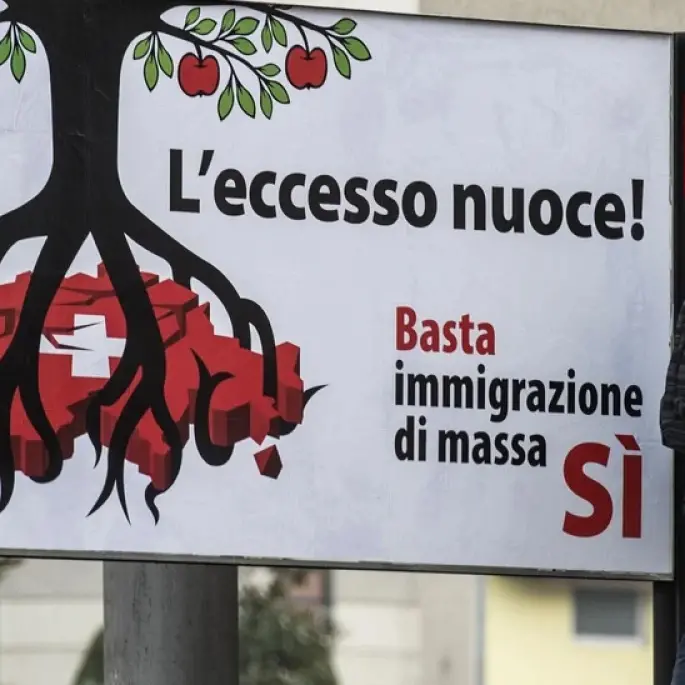 Svizzera, ”iniziativa del caos” contro i migranti