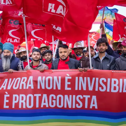 Cinque braccianti morti in quattro giorni: Flai Cgil: “È l’esito dello sfruttamento”