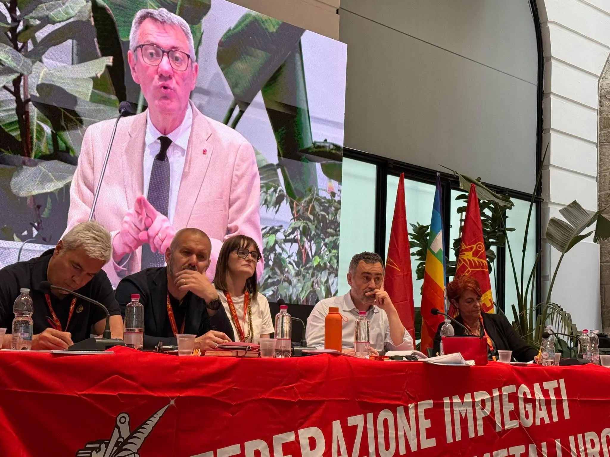 Landini-De Palma: “Industria a un passo dal collasso”