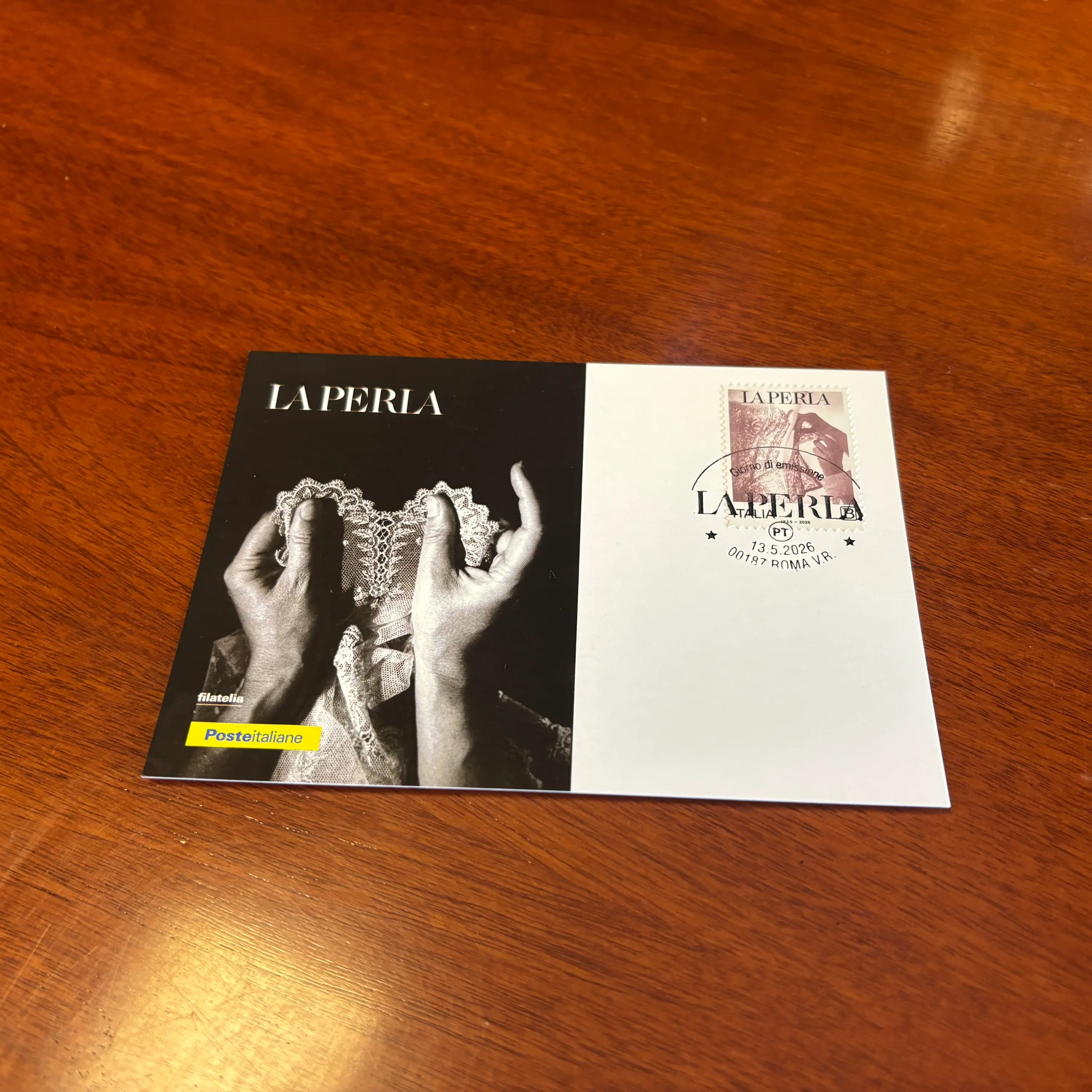 La Perla, un francobollo celebra la lotta delle lavoratrici