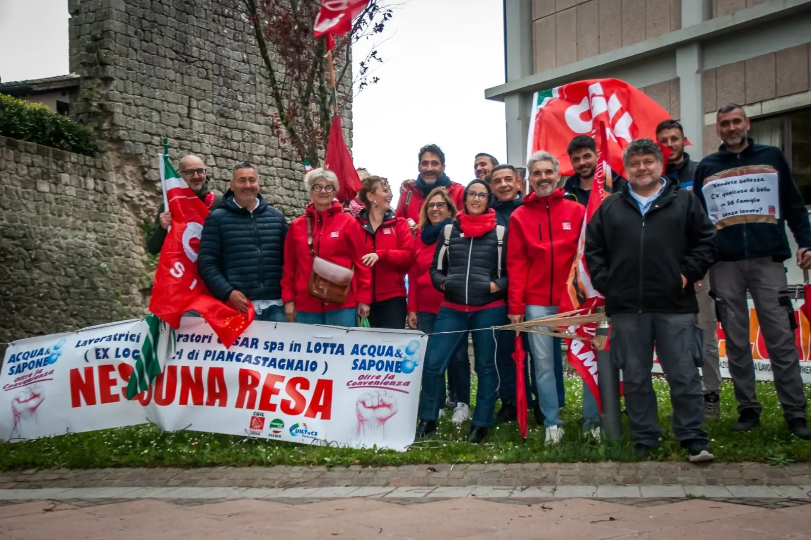 Logimer di Piancastagnaio (Acqua & Sapone), in 56 a rischio: “Nessuna resa”