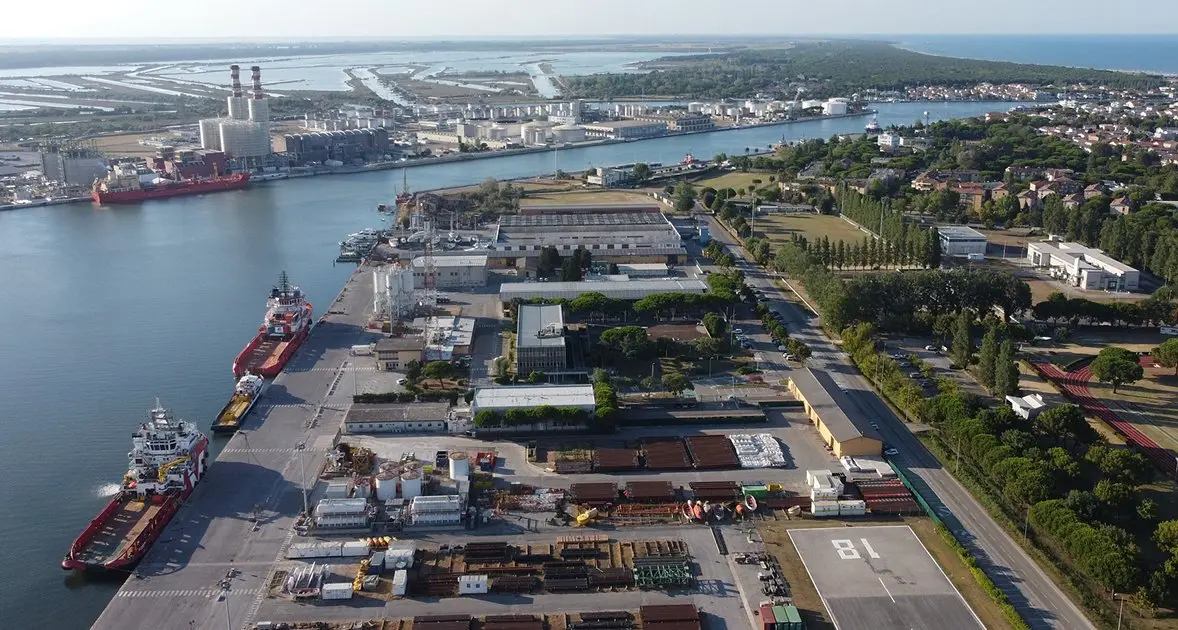 Eni Versalis, Ravenna teme nuovi licenziamenti