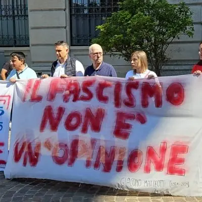 “Razzismo e xenofobia per costruire il consenso”