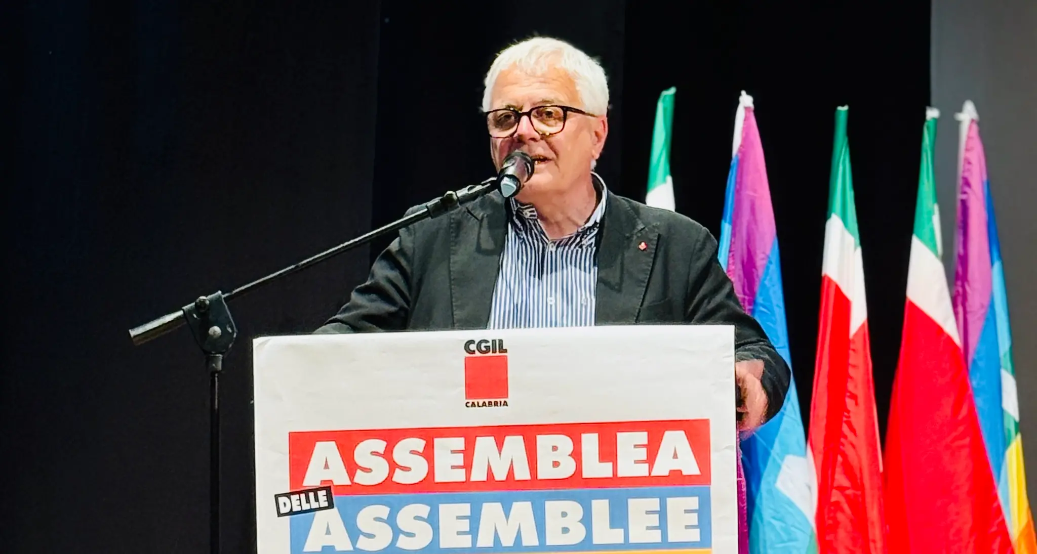 Trotta: “Futuro in Calabria per i giovani, altro che il Ponte”